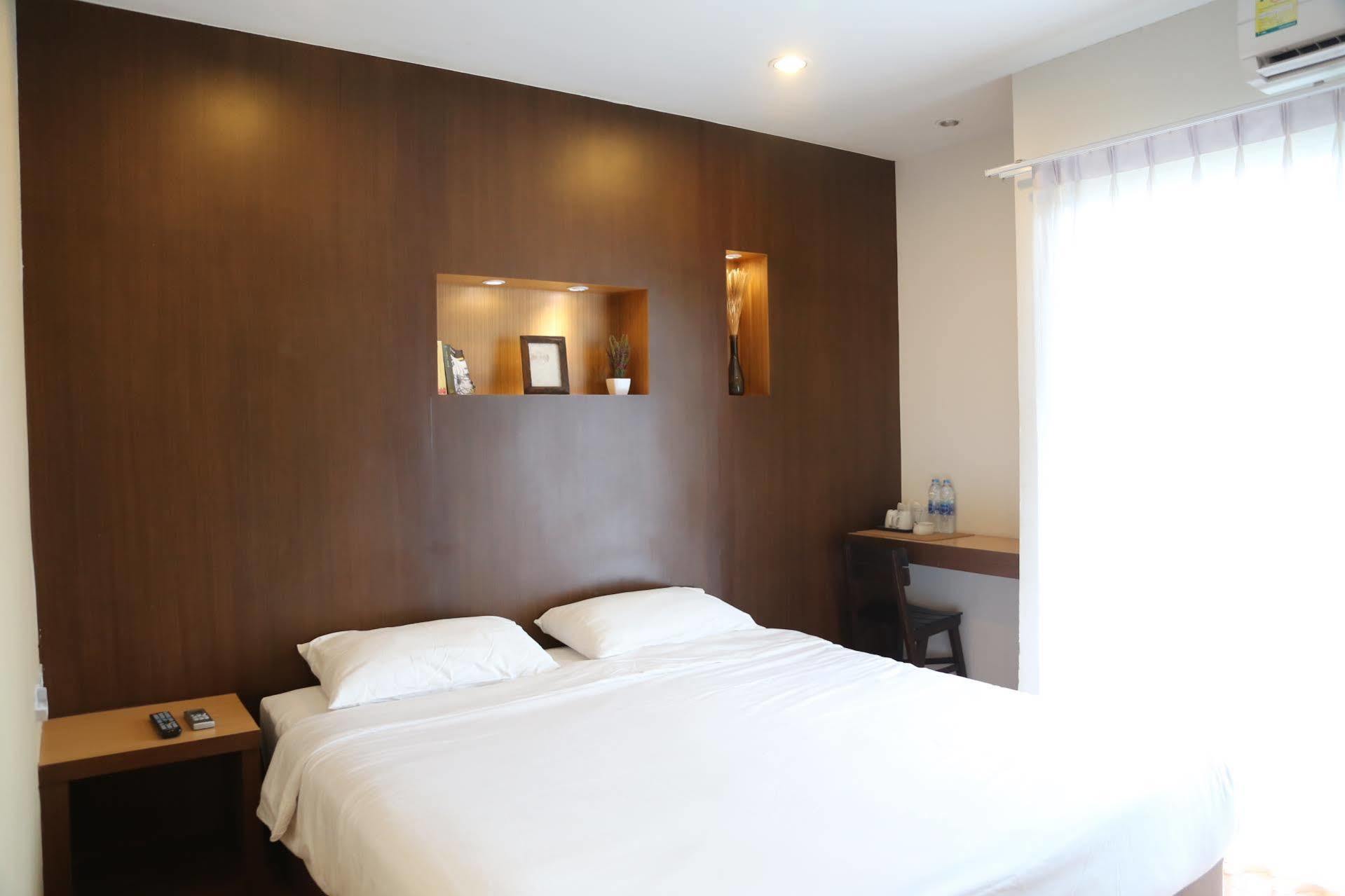 Tree Hug Home Patong Exterior foto